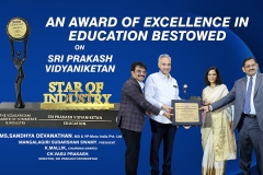 Excellence-in-Education-award-by-VCCI